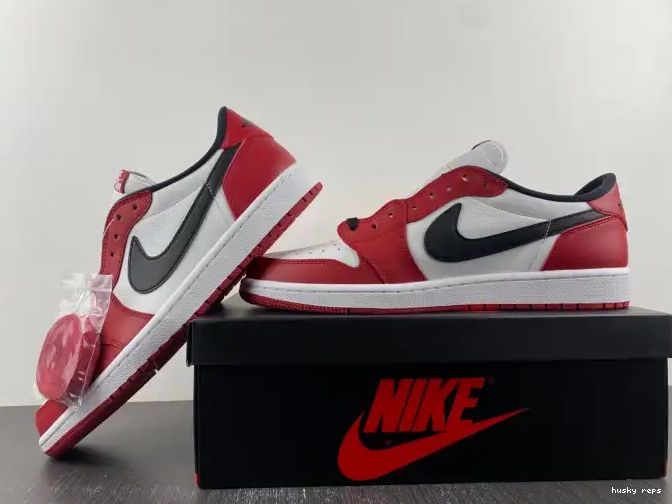 Cheap Husky Jordan 705329-600 Retro Low 1 Chicago Air 0509